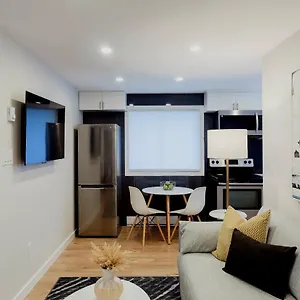 Modern, Luxurious Near Downtown Canada